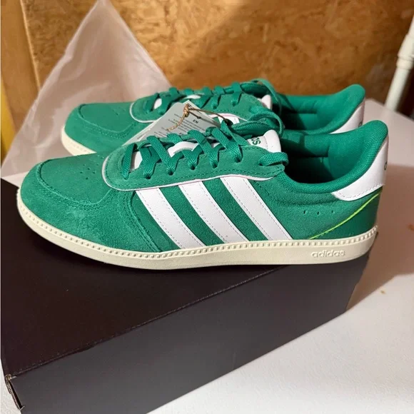 Adidas Womens Sneakers - Picture 5 of 6